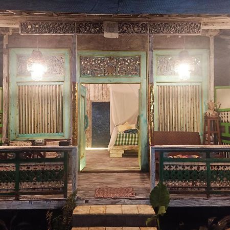 Santhiku Hotel & Spa Lovina Dış mekan fotoğraf