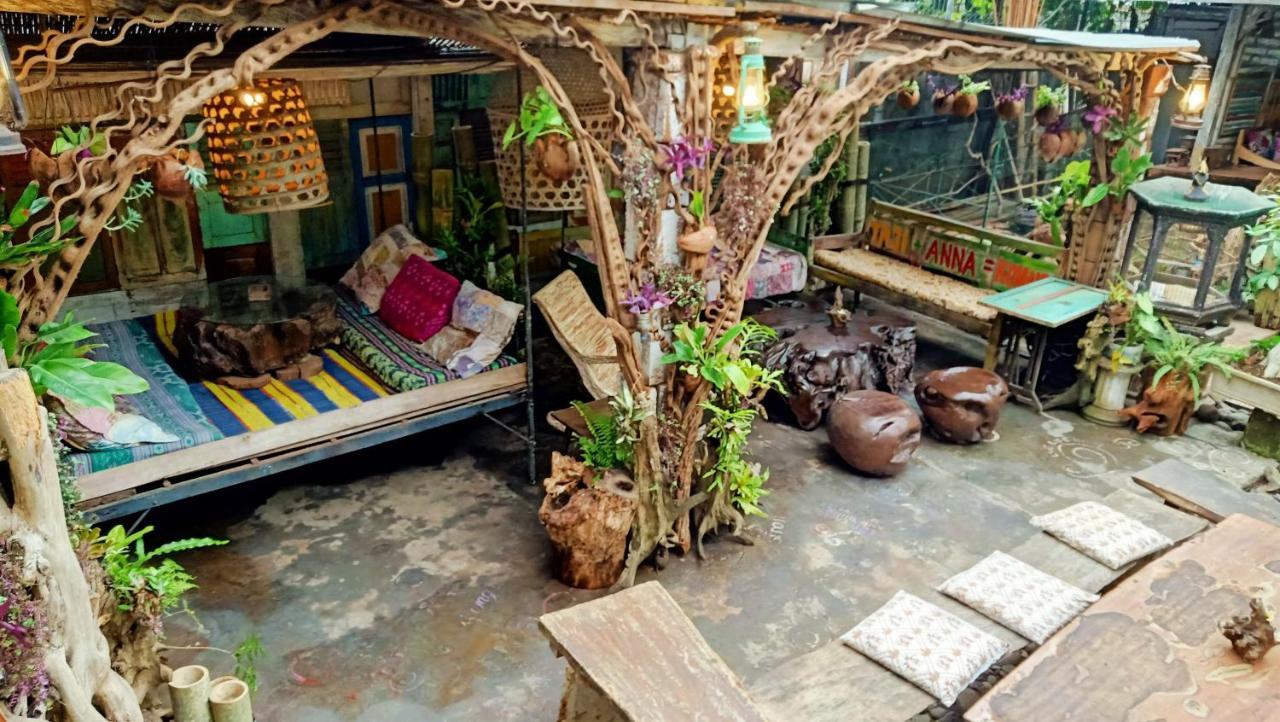 Santhiku Hotel & Spa Lovina Dış mekan fotoğraf