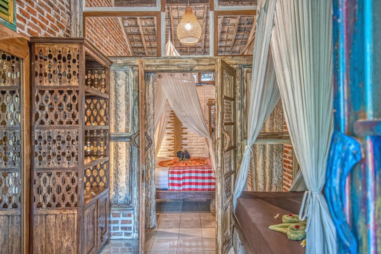 Santhiku Hotel & Spa Lovina Dış mekan fotoğraf