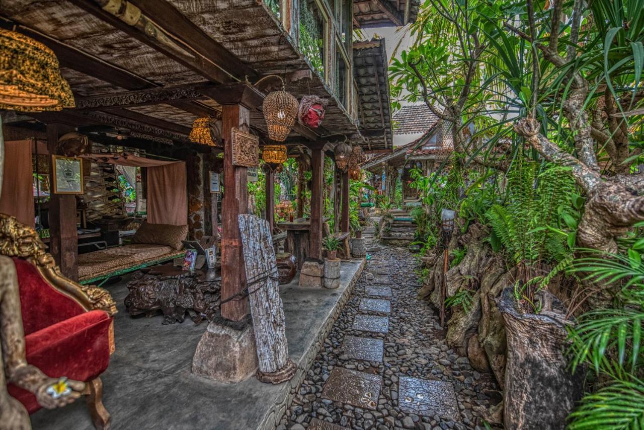 Santhiku Hotel & Spa Lovina Dış mekan fotoğraf
