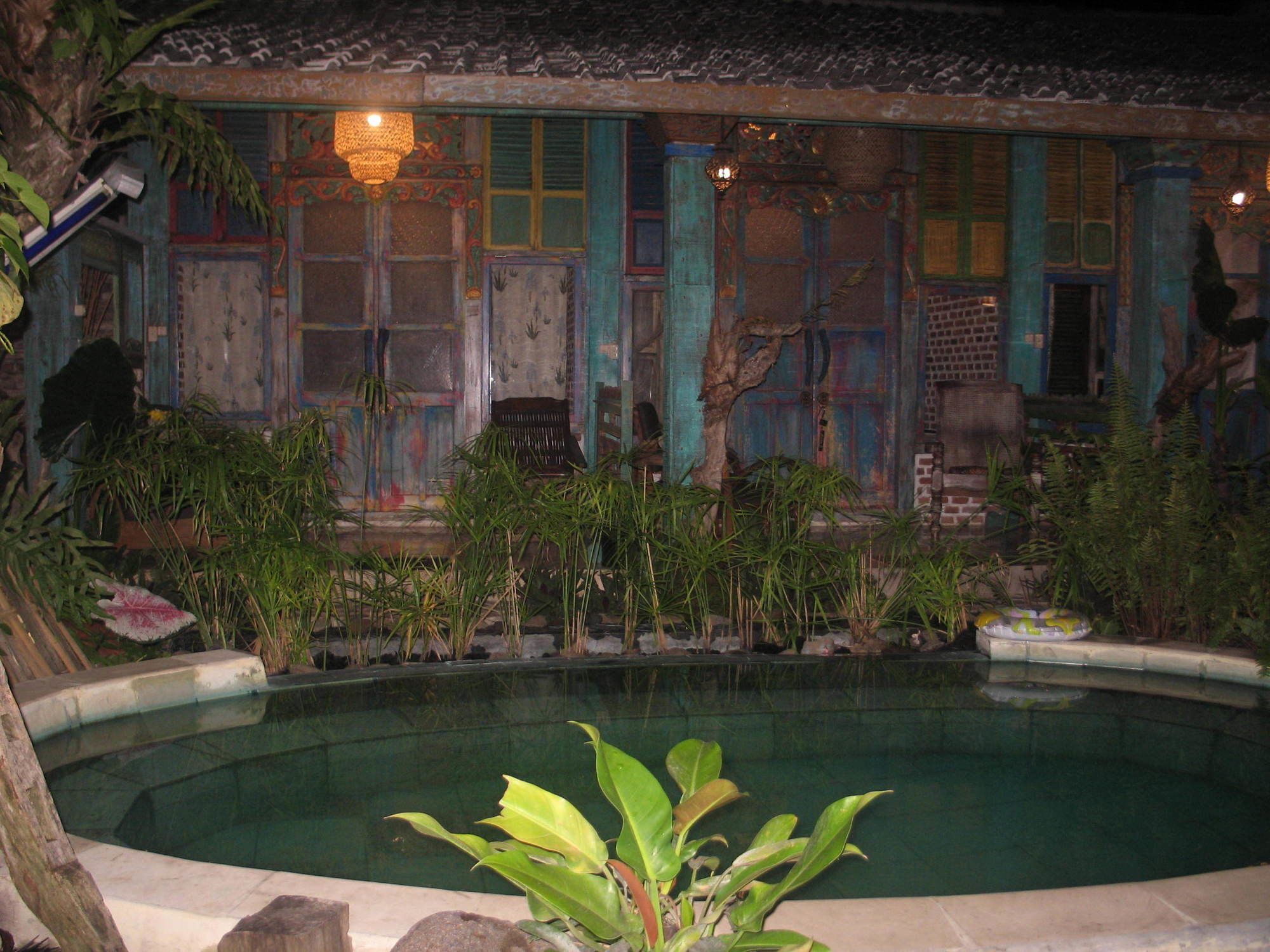 Santhiku Hotel & Spa Lovina Dış mekan fotoğraf