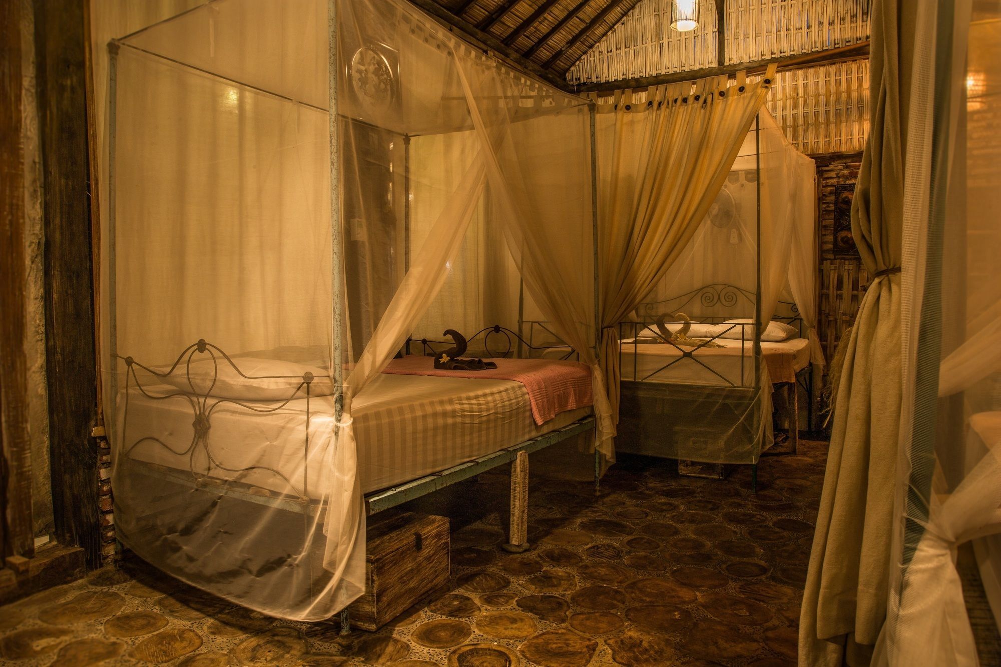 Santhiku Hotel & Spa Lovina Dış mekan fotoğraf