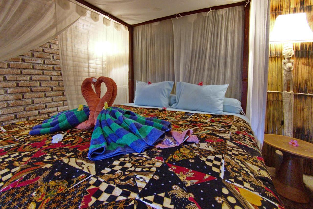 Santhiku Hotel & Spa Lovina Dış mekan fotoğraf